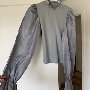 Elegant Gray Puff Sleeve Top